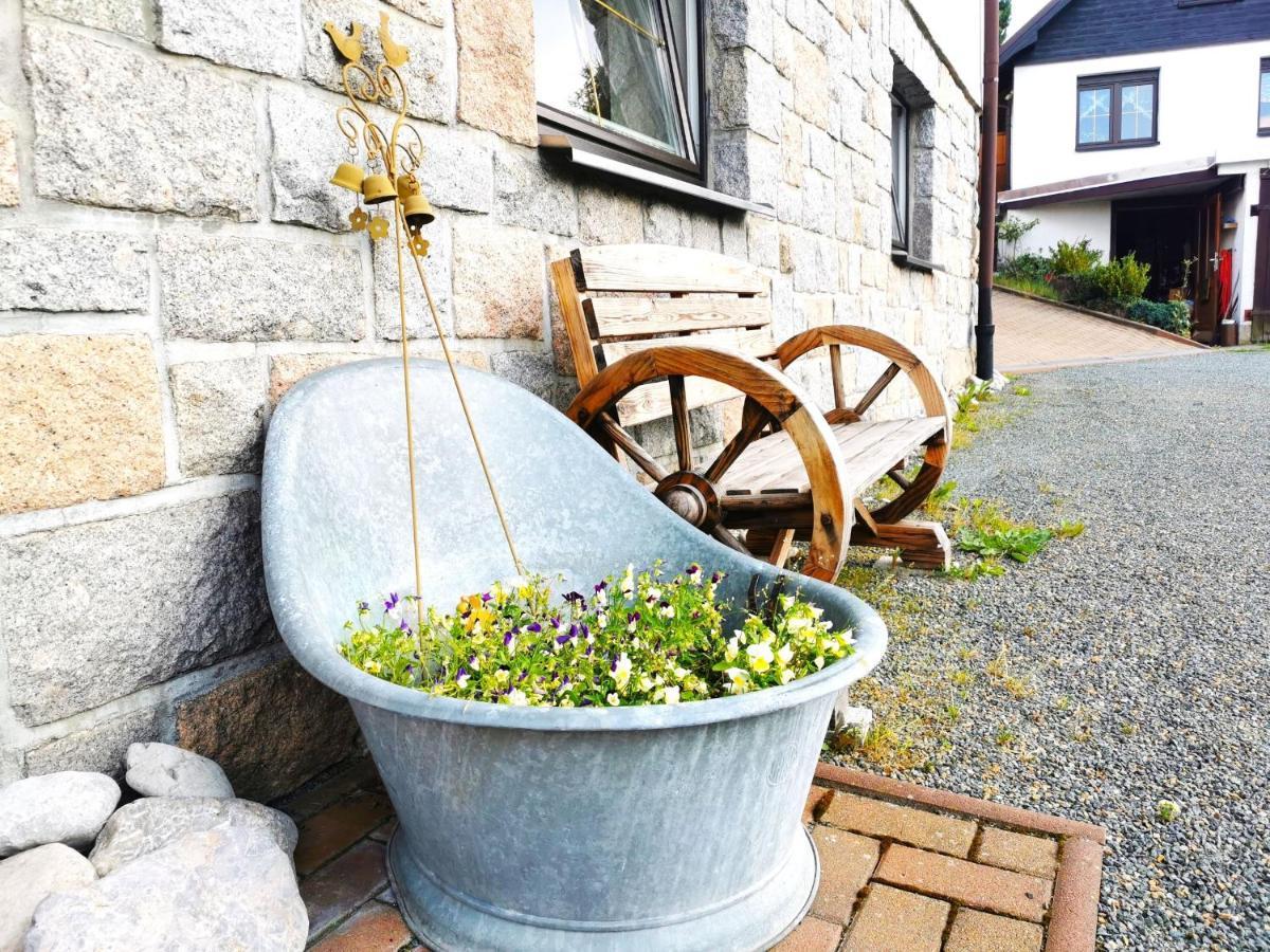 Ferienwohnung Am Bergmannsbrunnen Schoenheide Exterior photo